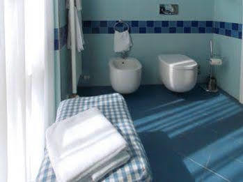 B&B Cesena5 Milano Eksteriør bilde